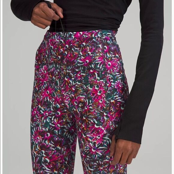 Lululemon Swift Speed High-Rise Tight 28" - Picture 3 of 6